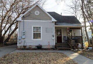 Building Photo - 1102 Pannell St