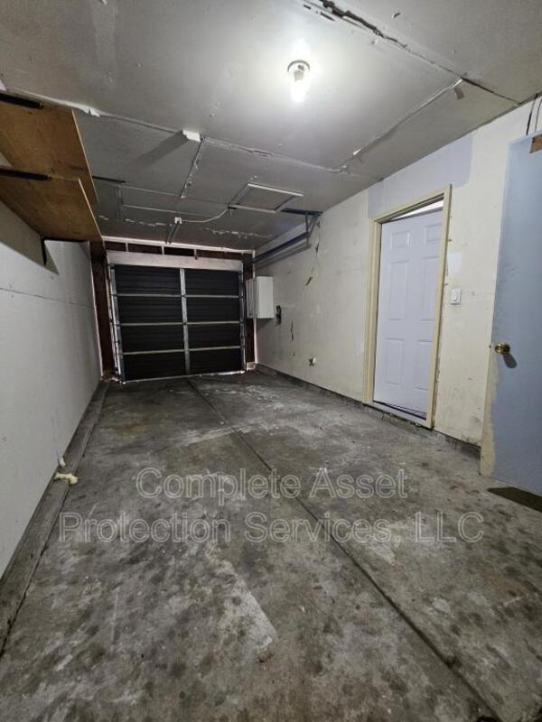 Foto del edificio - 5955 Tyler Pl