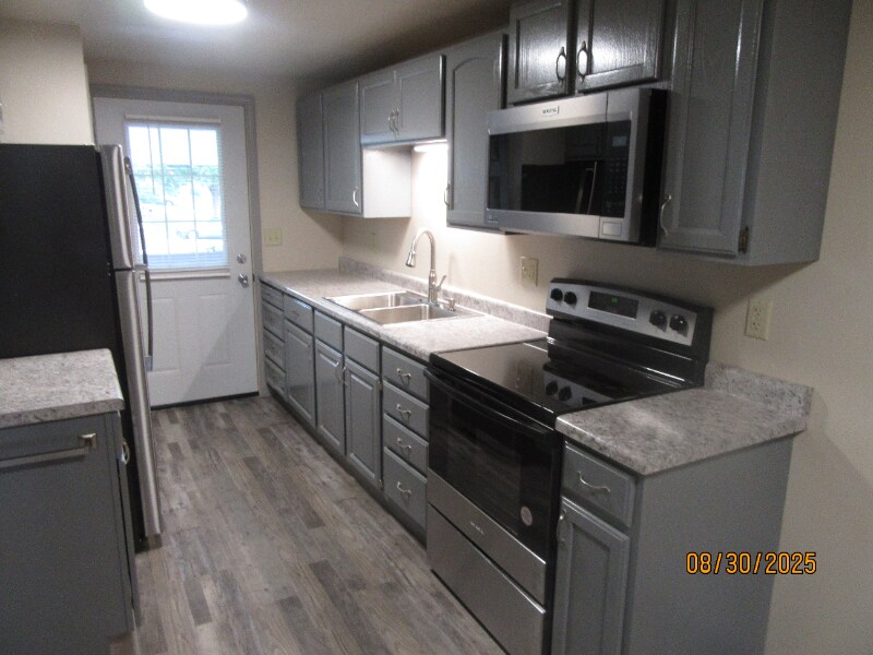 Foto principal - 316 Cherry Ln