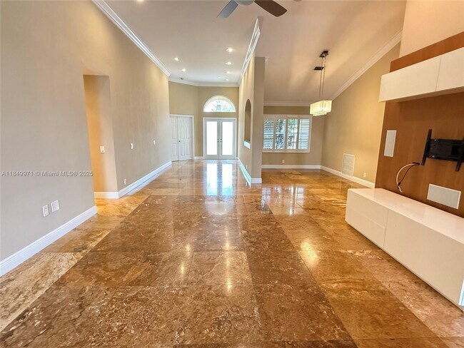 Foto del edificio - 807 Heritage Dr