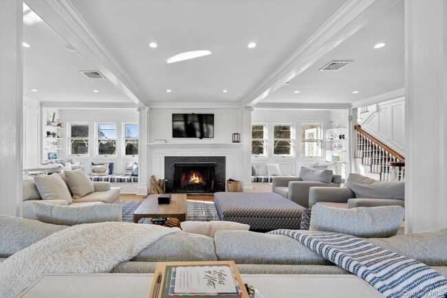 Building Photo - 41 Seafield Ln