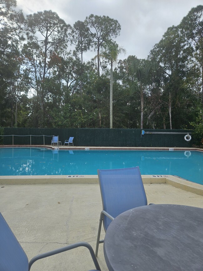 Building Photo - 1208 Clays Trl