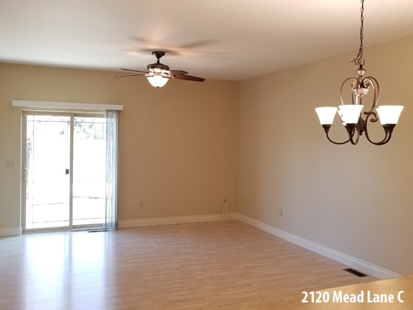Great Room - 2120 Mead Ln