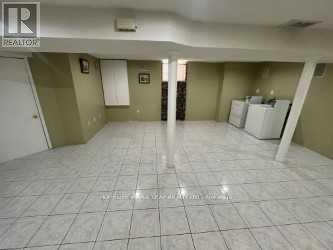 Building Photo - 250 Mountainberry Rd