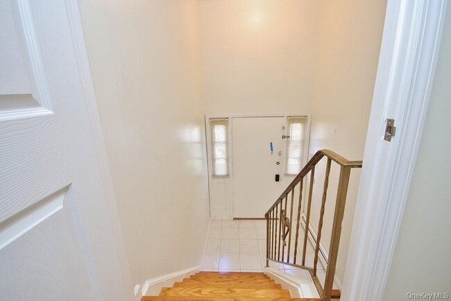 Foto del edificio - 570 Manville Rd