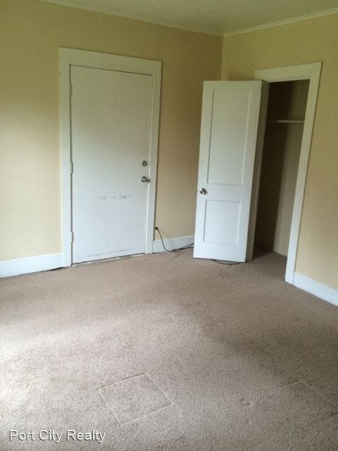 Foto del edificio - 3 br, 1 bath House - 354 E. 73rd St