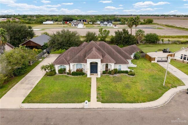 Foto del edificio - 30 Chloe Rae Cir