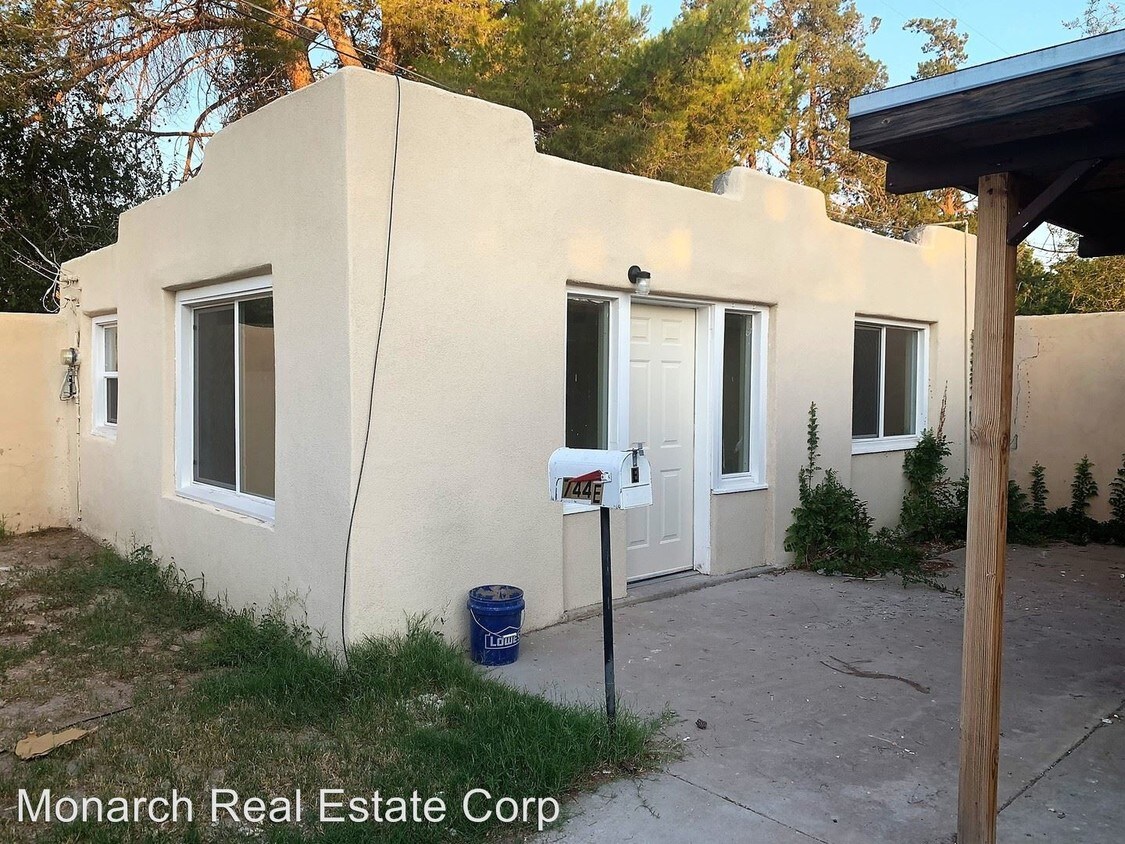Foto principal - 744 N Miranda St