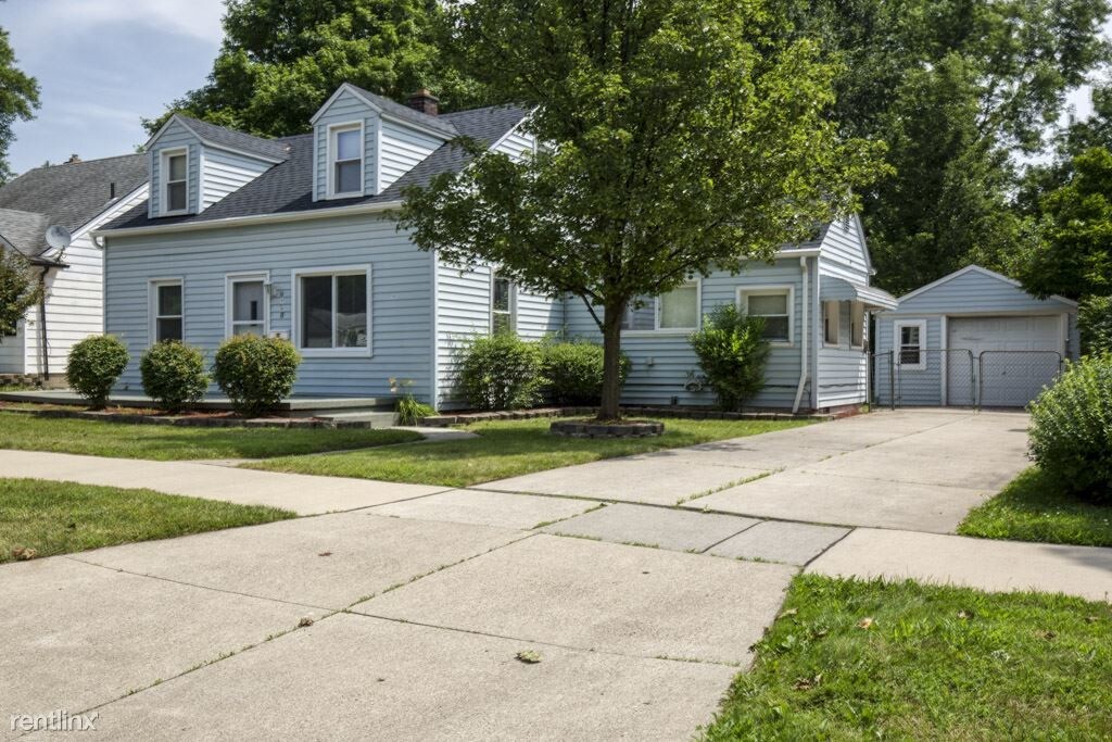 Primary Photo - 3 br, 1.5 bath House - 18670 Denby
