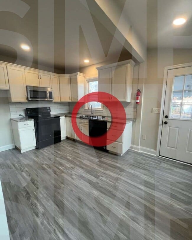 Foto del edificio - 522 N Charlotte St