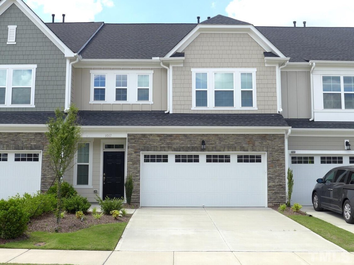 Primary Photo - 1017 Craigmeade Dr