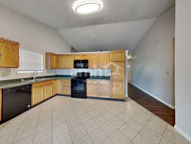 Foto del edificio - 489 E Quail Ridge Dr