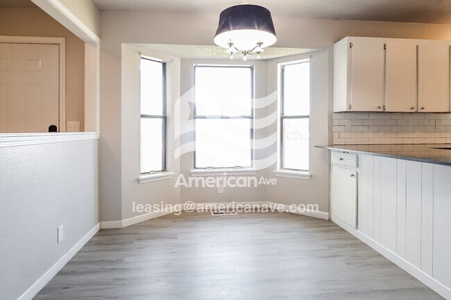 Foto del edificio - 2977 W 115th Pl