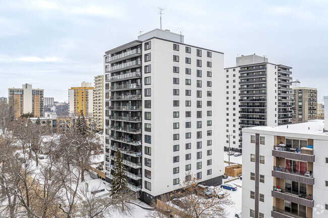 Building Photo - York Tower