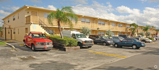 Building Photo - Pompano Gardens Apartments