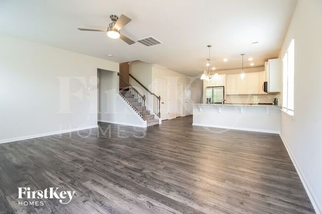 Building Photo - 304 Stonefence Drive
