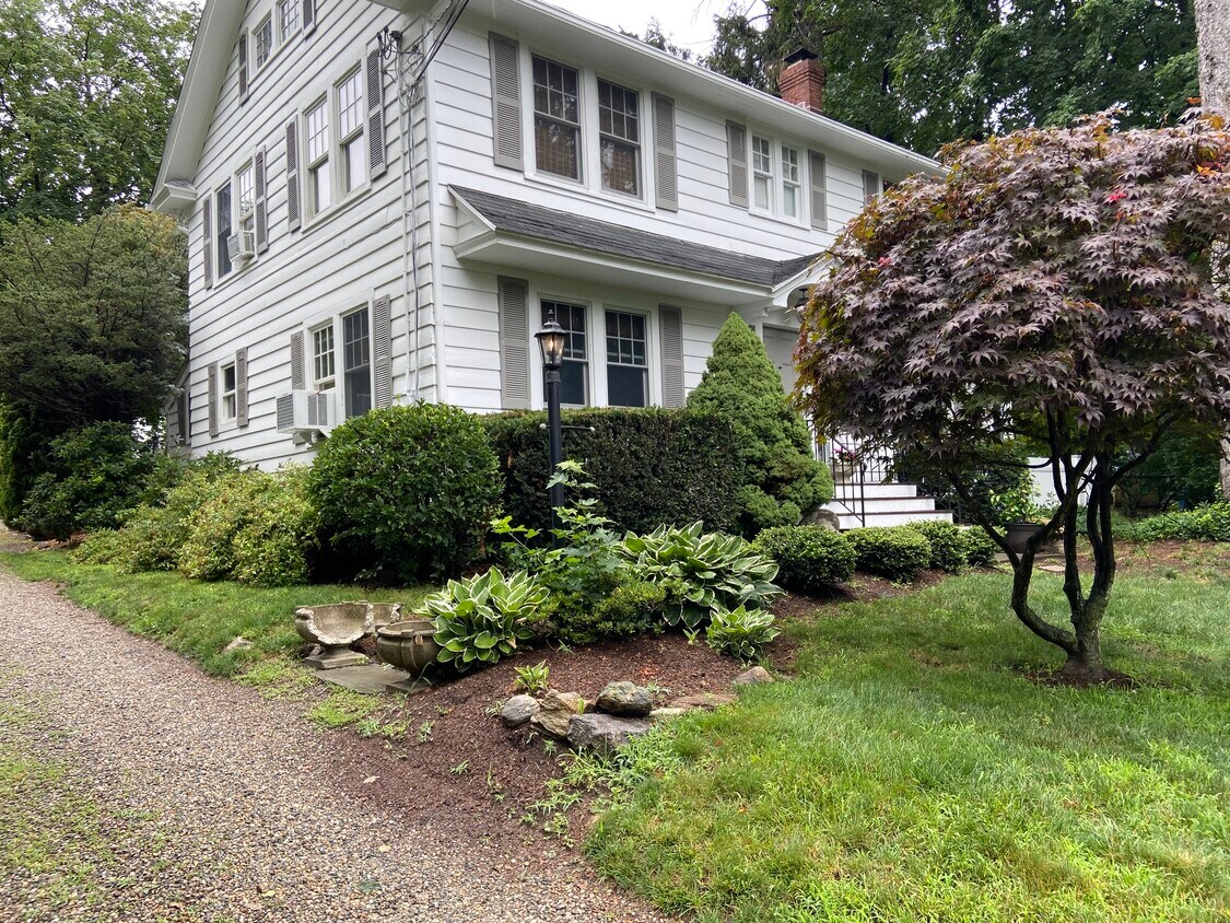 408 Riverside Ave, Westport, CT 06880 House for Rent in Westport, CT