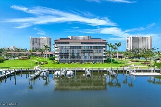 Building Photo - 651 Seaview Ct