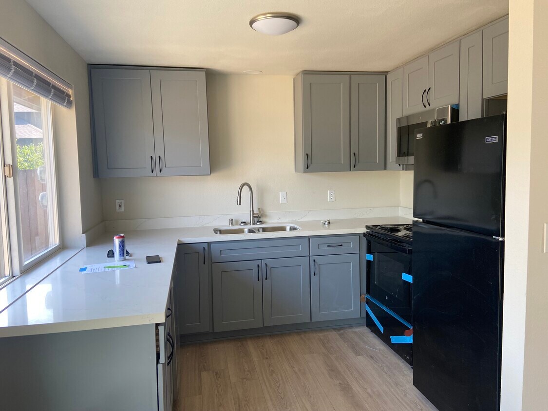 Foto principal - 6015 57th Dr NE