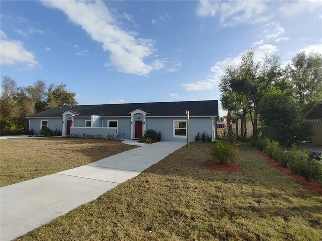 Foto del edificio - 131 Hummingbird St