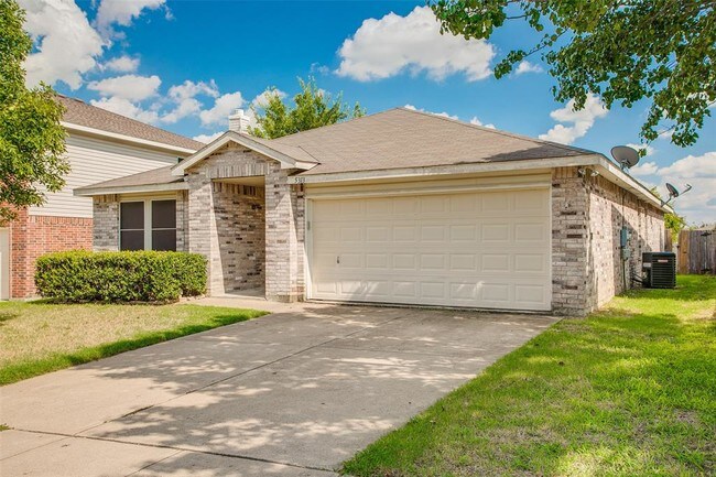 Building Photo - 5313 Driftway Dr