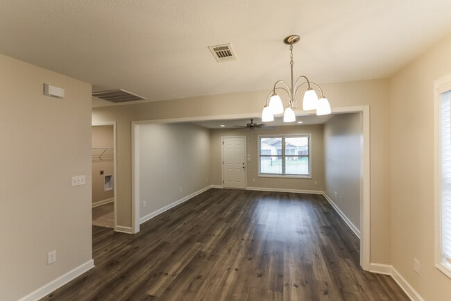 Building Photo - 111 Wexford Way