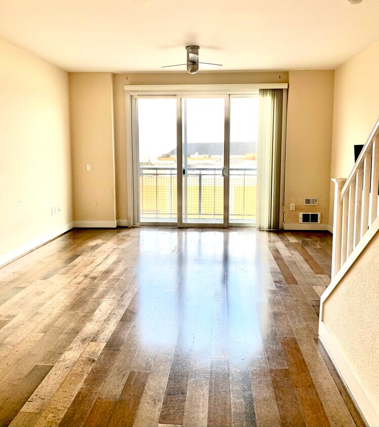 Primary Photo - 1507 Brunswig Ln