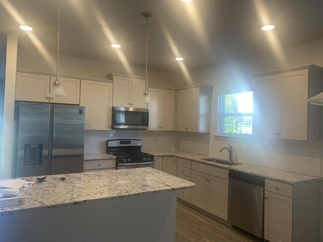 Foto del edificio - 5309 Walnutwood Trl