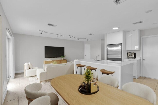 Building Photo - 6599 Old Farm Trl