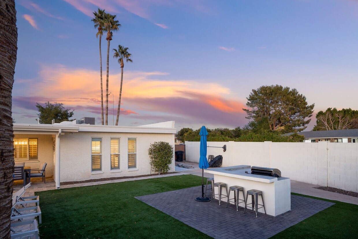Foto principal - 1757 E Hackamore St