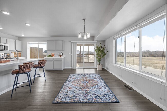 Foto del edificio - 921 Aiden St