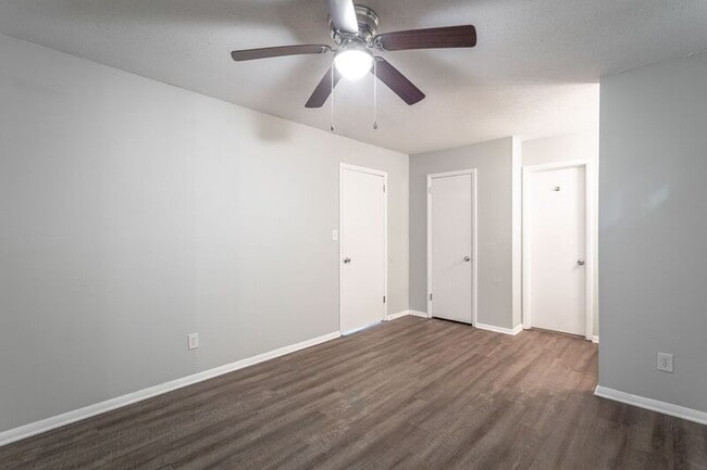 Photo - 113 Goodson Ave Apartment