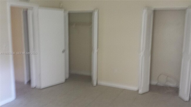 Building Photo - 11925 NE 2nd Ave