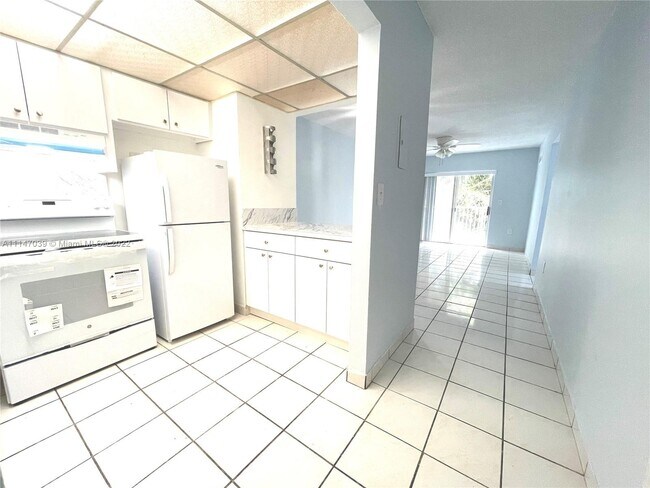 Building Photo - 3536 NE 168th St