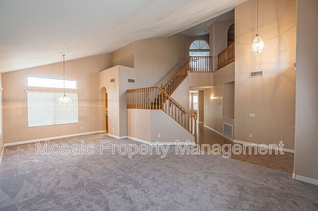 Foto del edificio - 325 E Sagebrush St