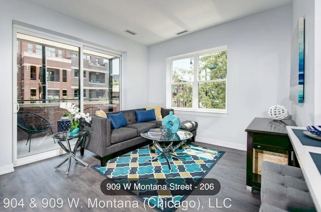 Building Photo - 909 W Montana St