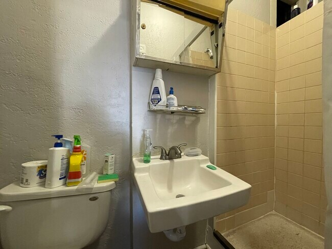 Foto del edificio - 42 Anderson St