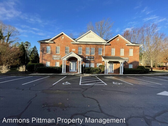 Building Photo - 4 br, 1 bath House - 8319-203 Six Forks Road