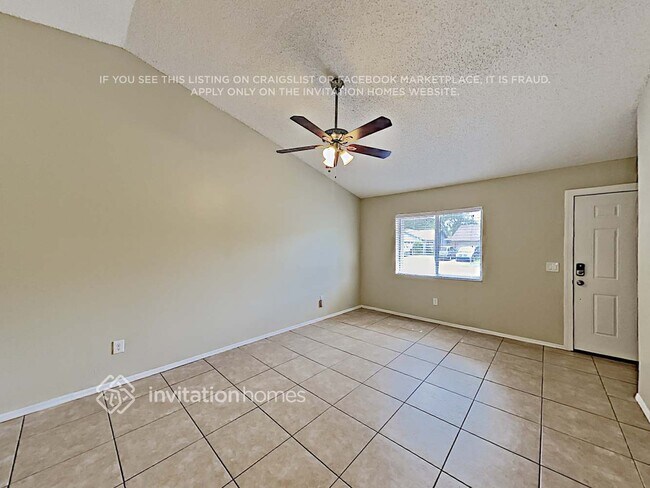 Foto del edificio - 6829 Compass Ct