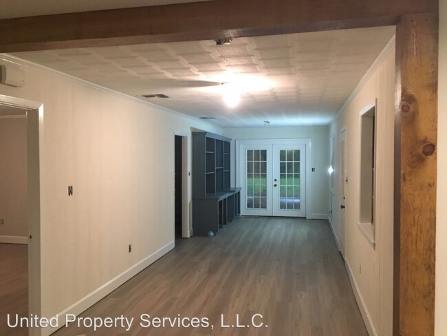 Building Photo - 5 br, 3.5 bath House - 212 Academy Rd