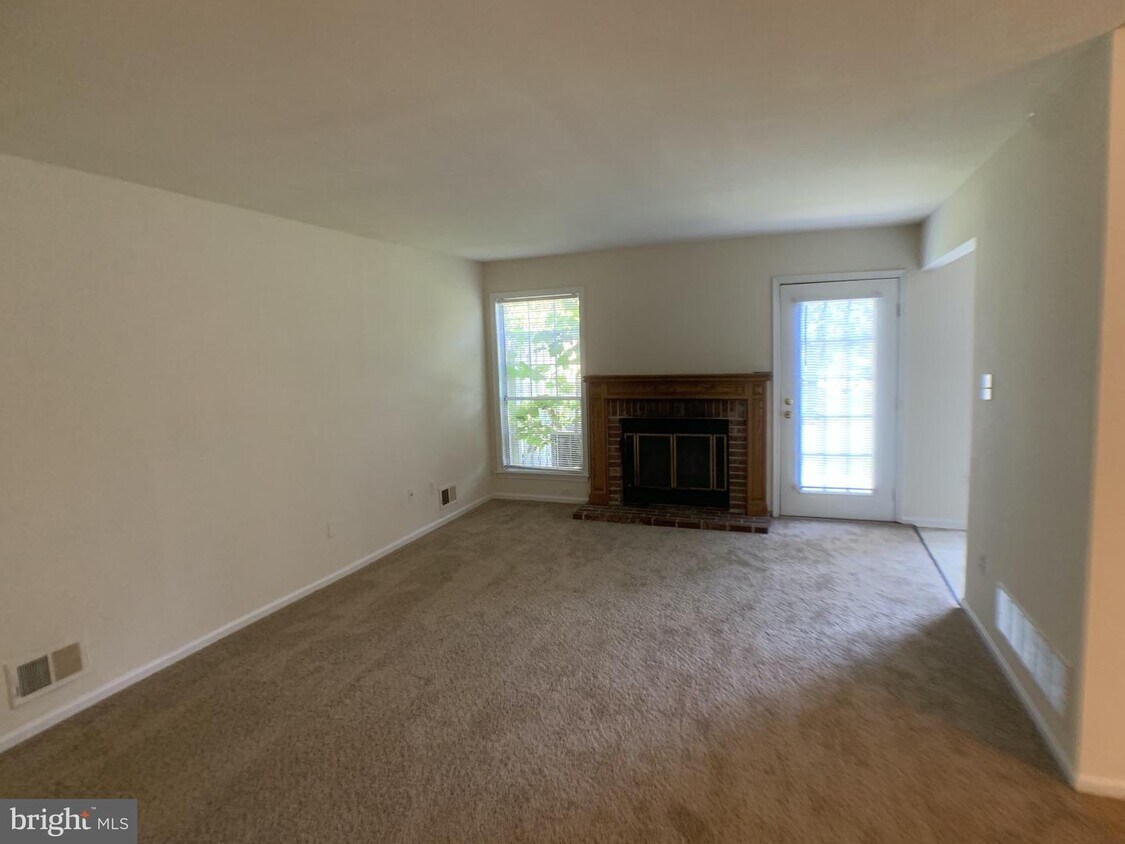 Foto principal - 21 Dorset Ct