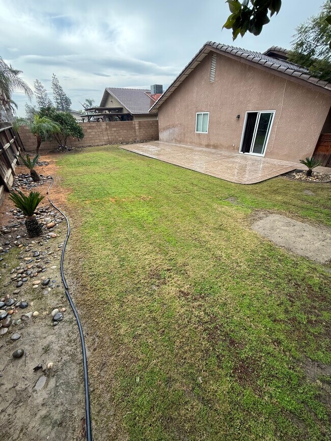 Building Photo - 478 Molly Ct