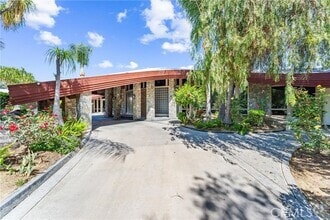 Building Photo - 2360 Boulder Bluffs Ct