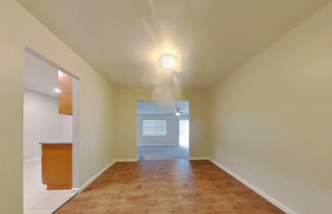 Foto del edificio - 2747 El Rey St