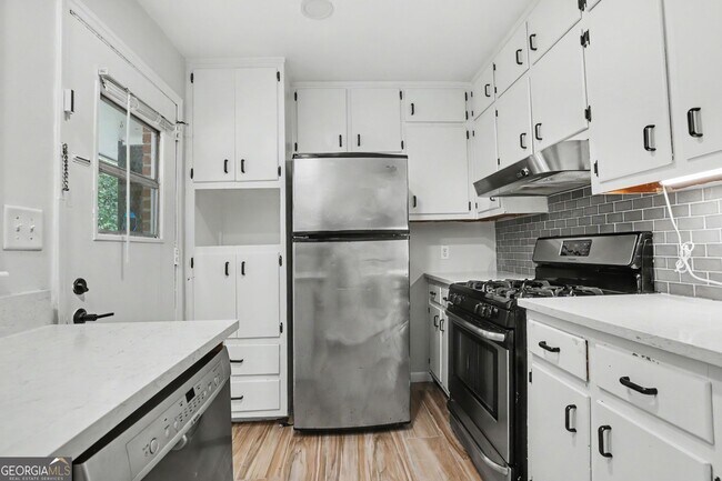 Foto del edificio - 3535 Roswell Rd NE