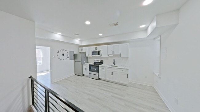 Foto del edificio - 3331 N Howard St