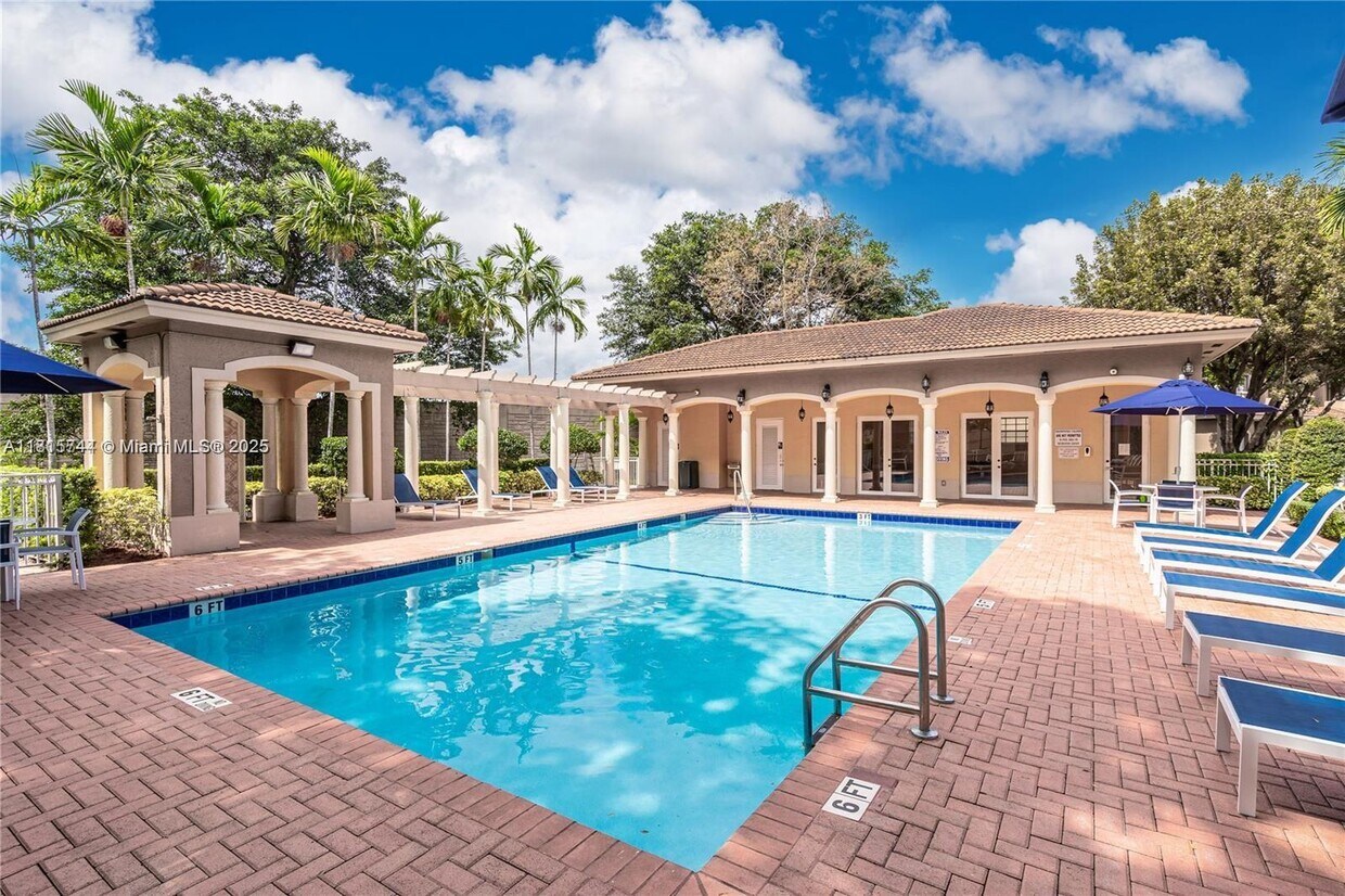 Primary Photo - 8122 SW 119th Ct