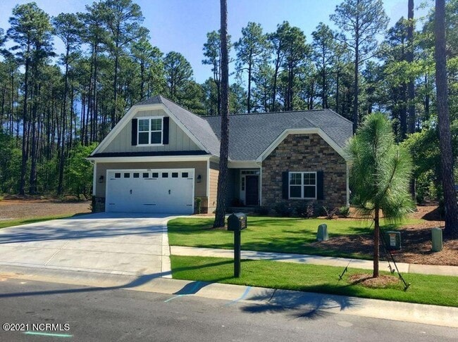 Building Photo - 285 N Bracken Fern Ln
