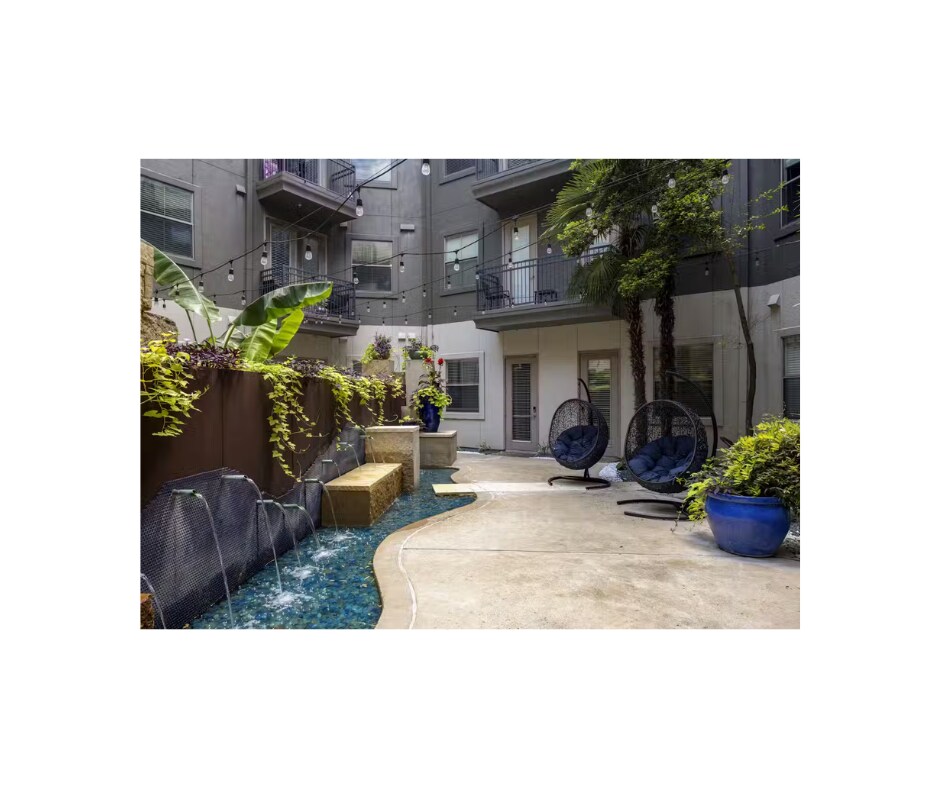 Primary Photo - Downtown Austin|100% off rent for 1 month(...