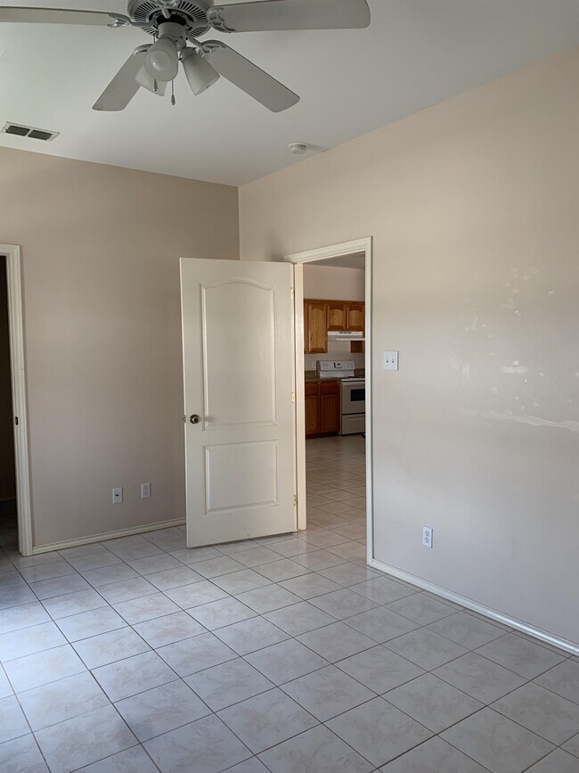 Building Photo - 312 Pacific Ave